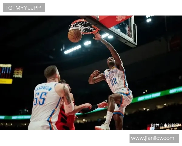 雷霆与开拓者激战四月之夜NBA季后赛精彩回顾与分析