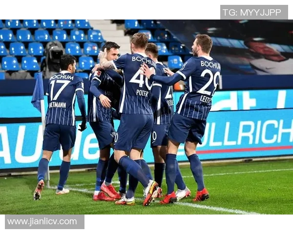 圣保利主场迎战比勒费尔全力争胜力争积分榜上升